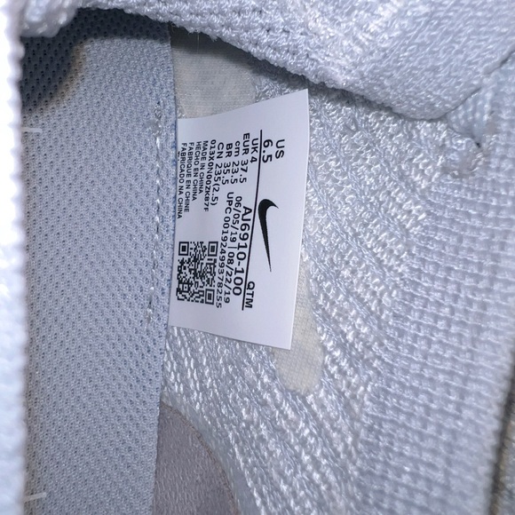 Women’s Nike Air VaporMax Flyknit 3 🎊 - Picture 4 of 8